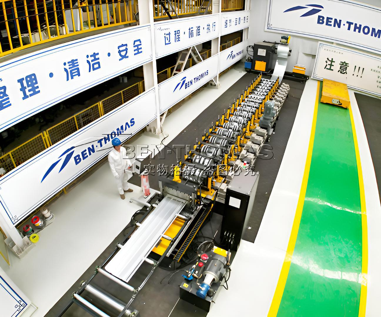 Sound proof panel roll forming machine